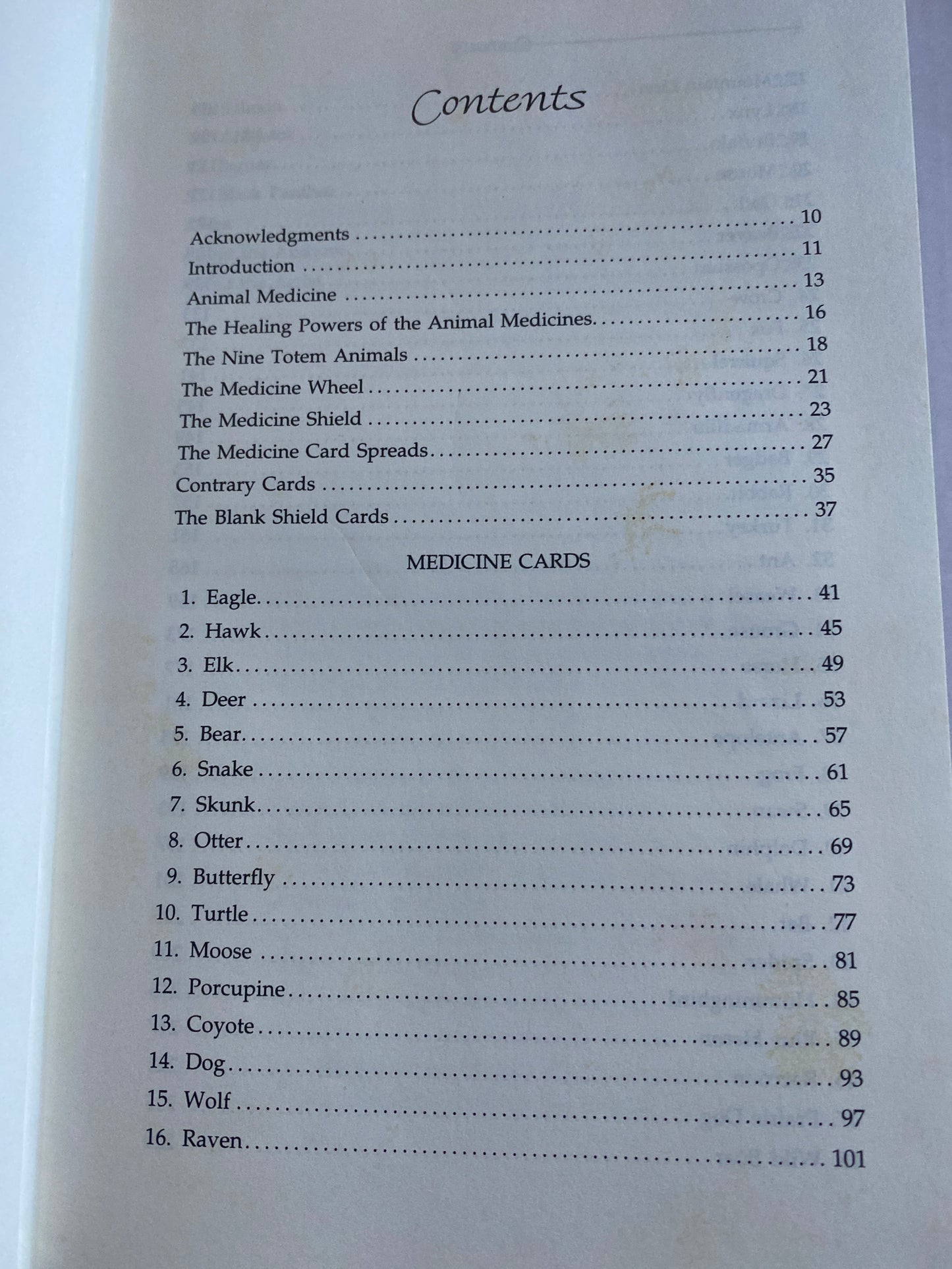 Medicine Cards: The Discovery of Power Through the Ways of Animals by Jamie Sams, David Carson, Angela C. Werneke