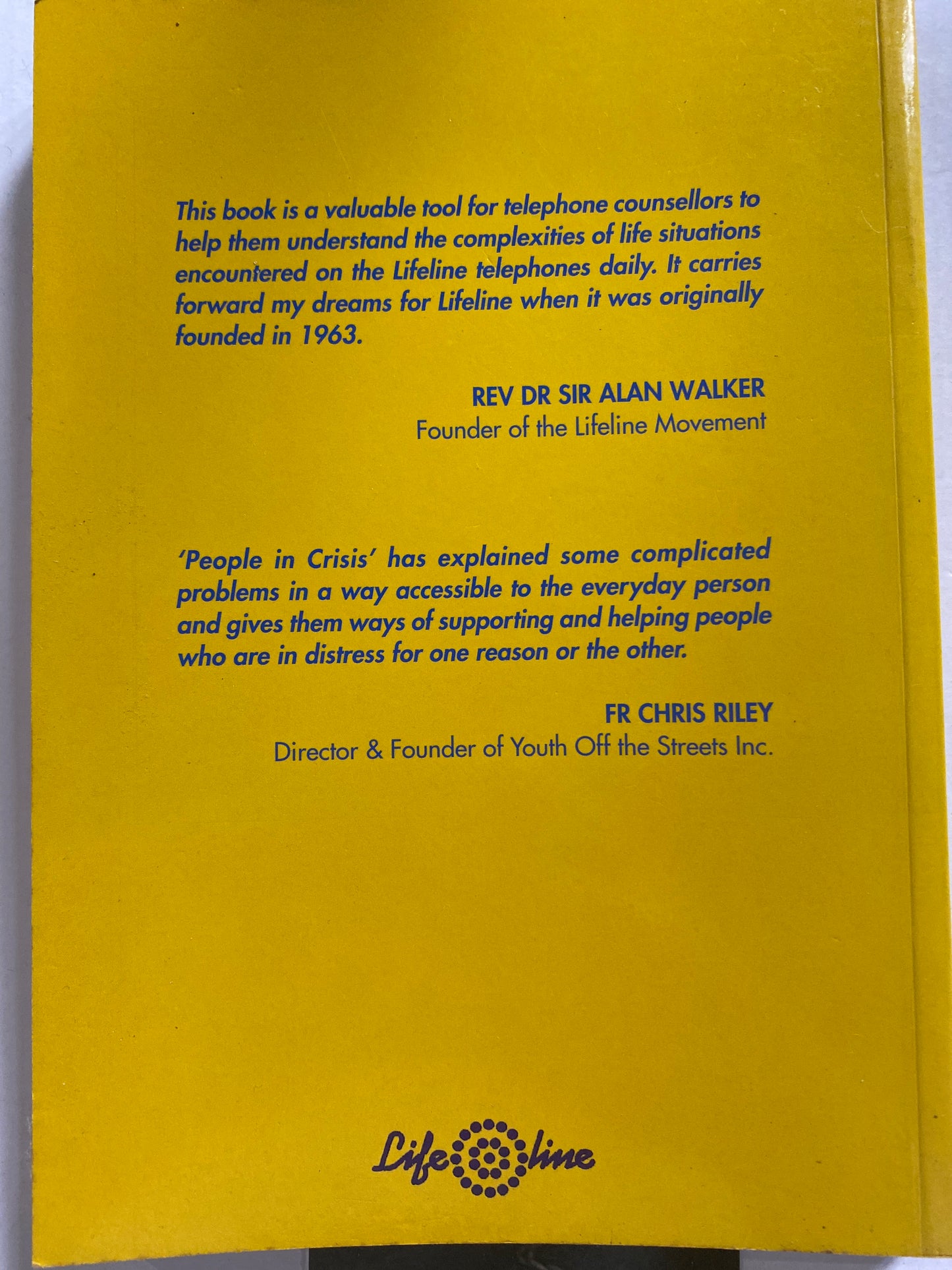People in Crisis by Ron Hoskinson 2000