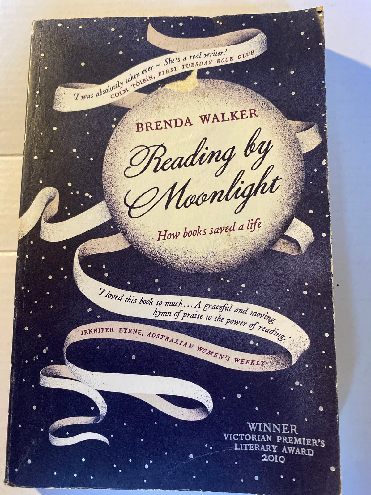 Reading by Moonlight: How Books Saved a Life by Brenda Walker