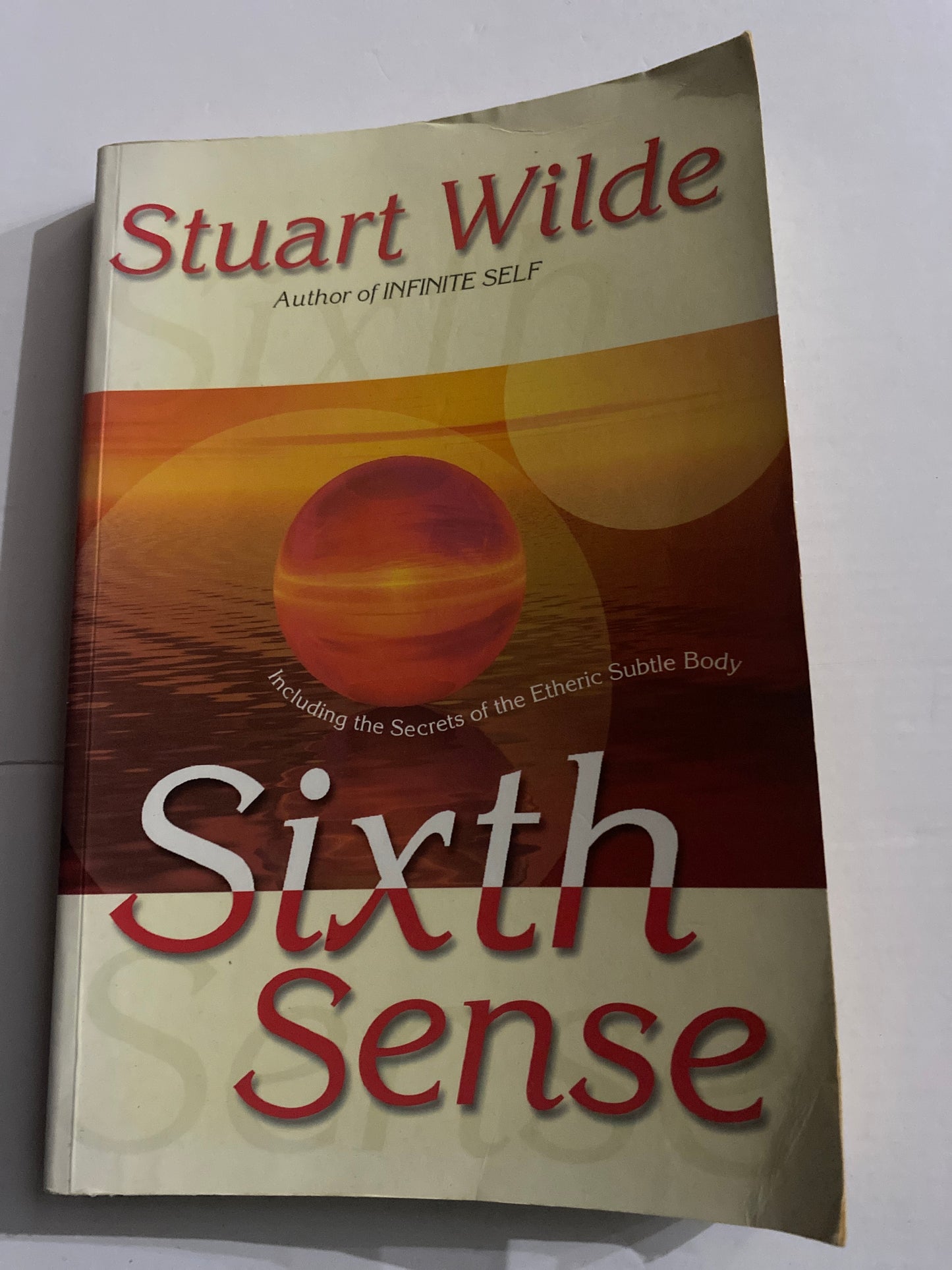 The Sixth Sense – Stuart Wilde ISBN1561705012