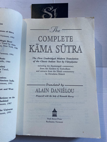 The Complete Kama Sutra (Paperback) by Alain Daniélou