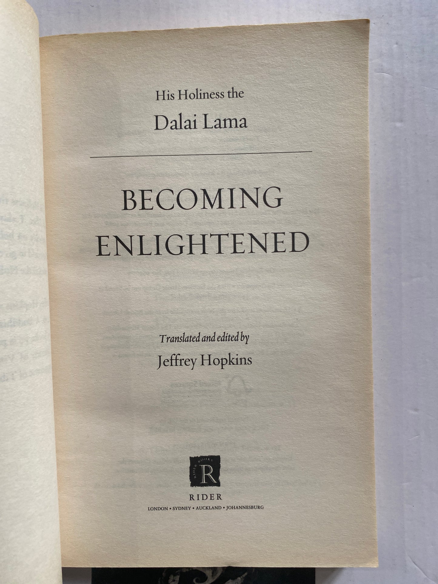 Becoming Enlightened by the Dalai Lama