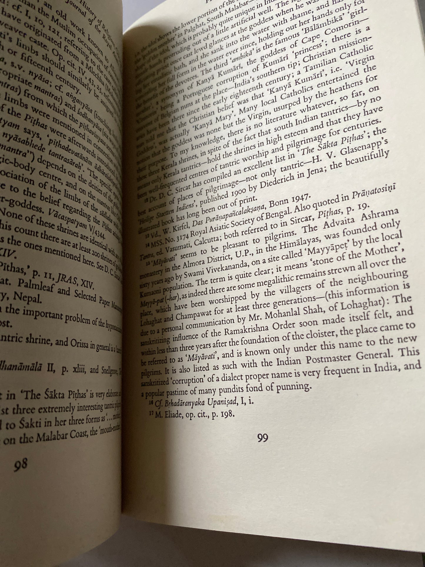 The Tantric Tradition by Agehananda Bharati