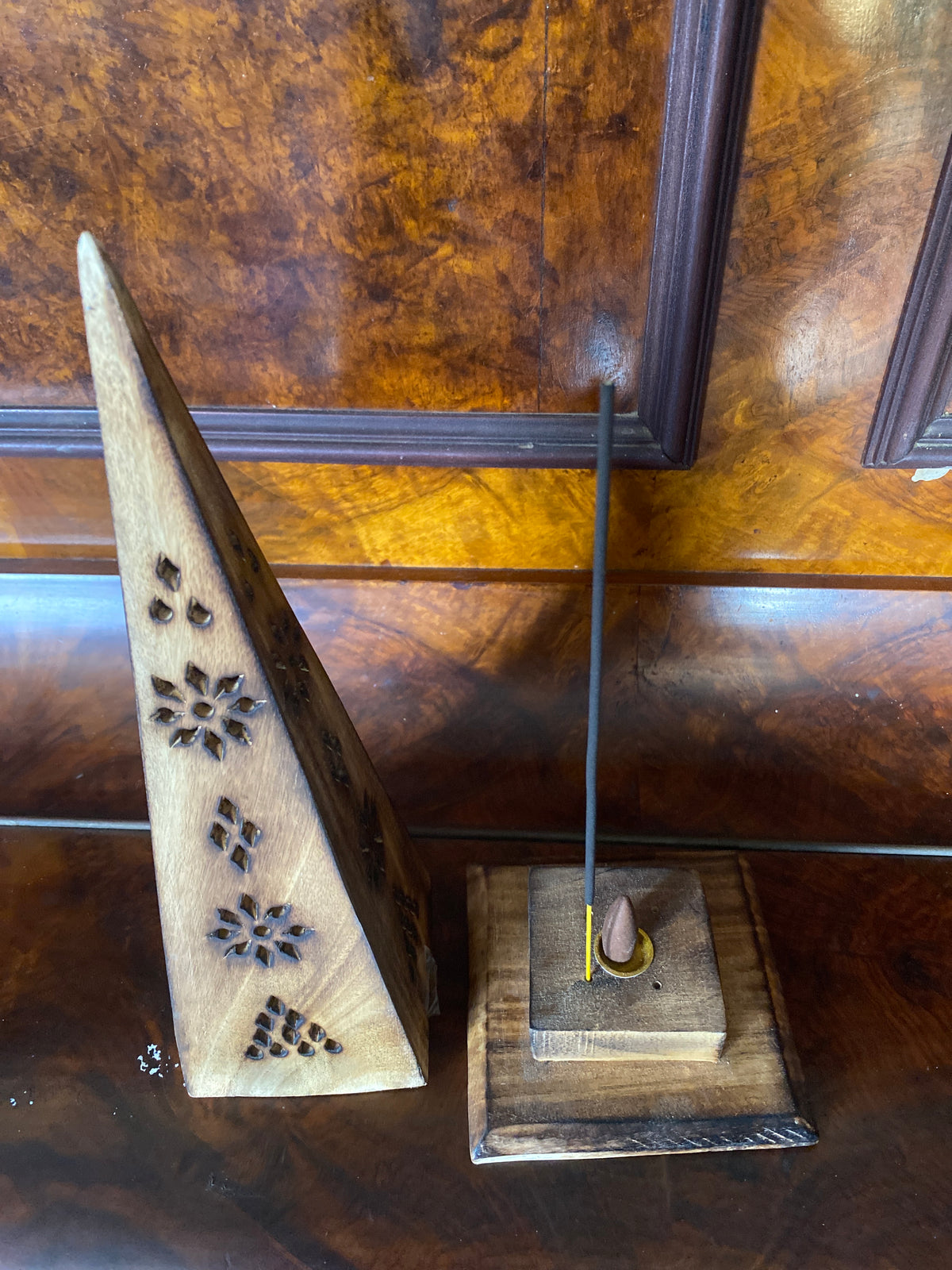 incense holder timber pyramid