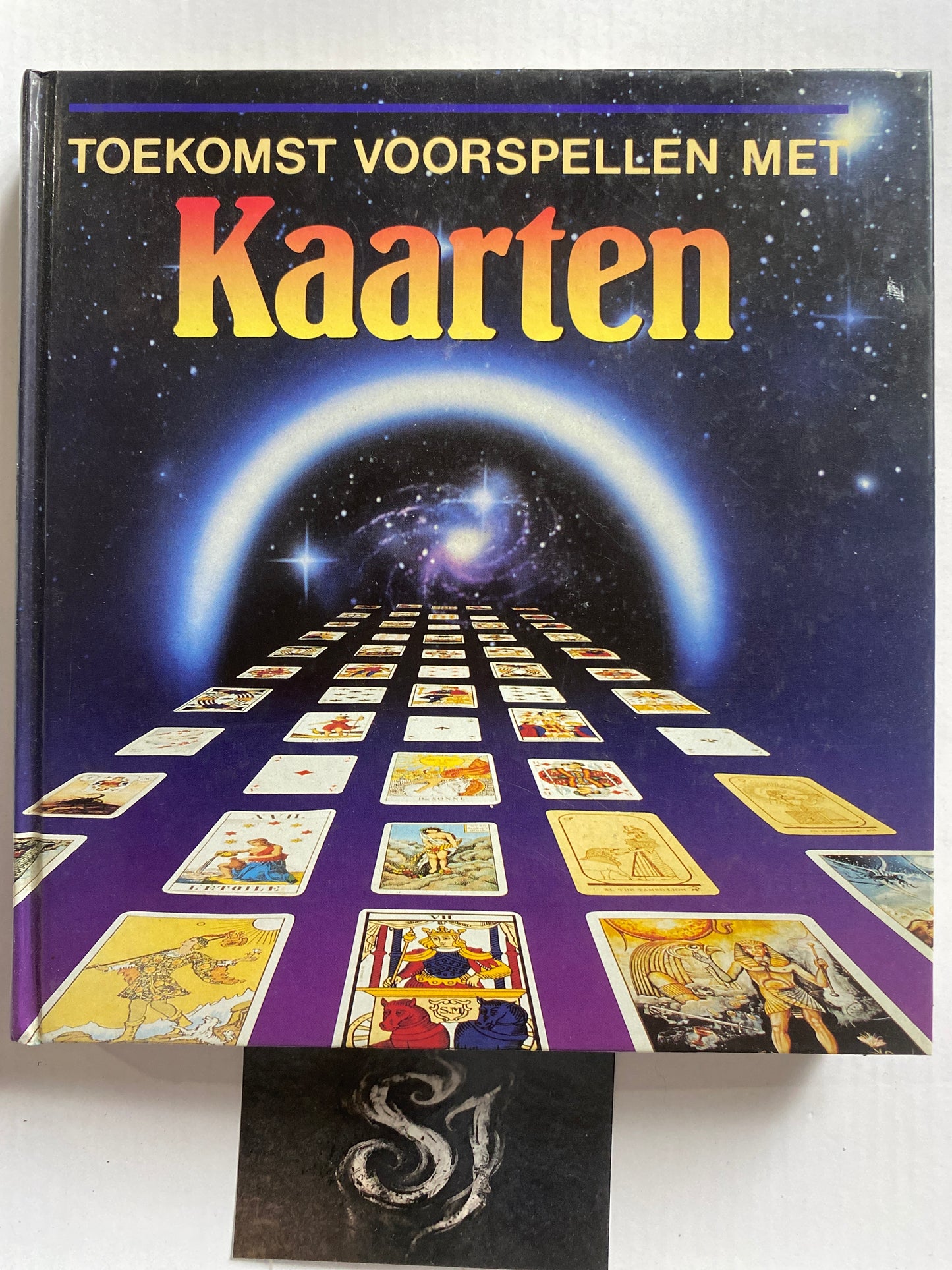 Toekomst voorspellen met kaarten by Bernd A. Mertz