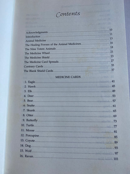 Medicine Cards: The Discovery of Power Through the Ways of Animals by Jamie Sams, David Carson, Angela C. Werneke