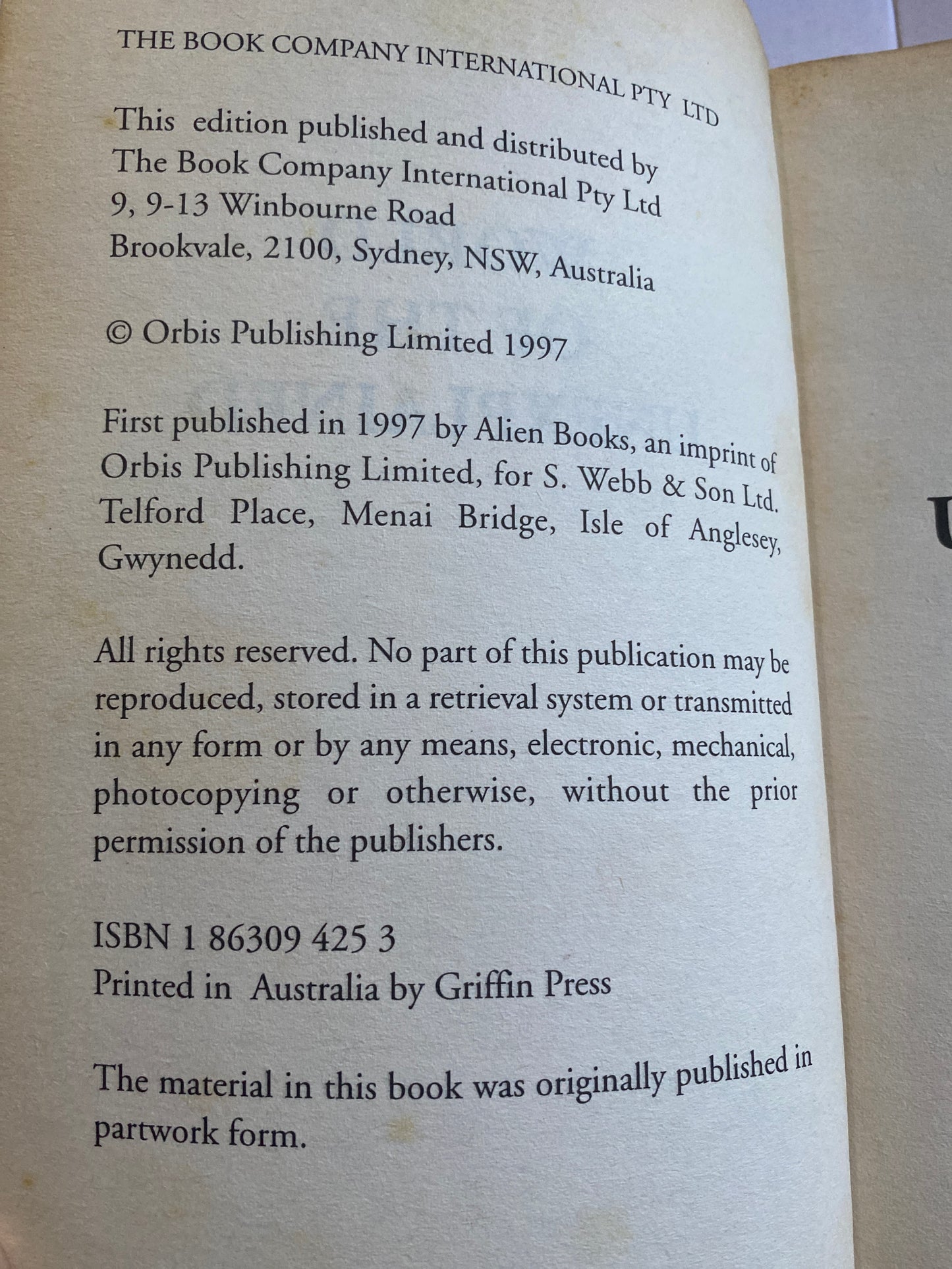 The World of the Unexplained by Isaac Asimov