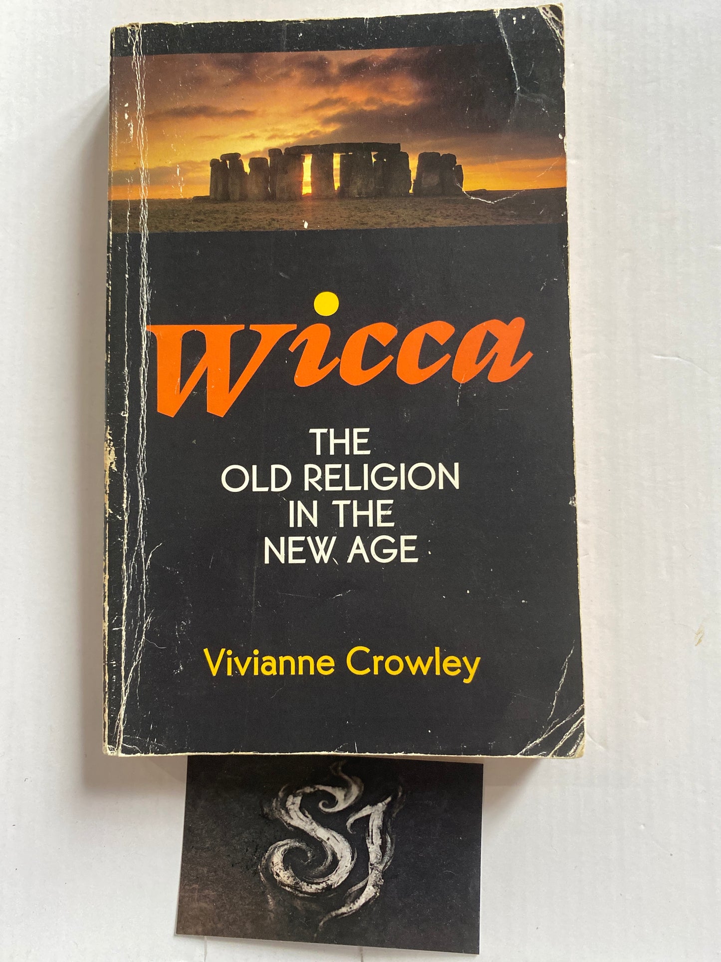 Wicca by Vivianne Crowley