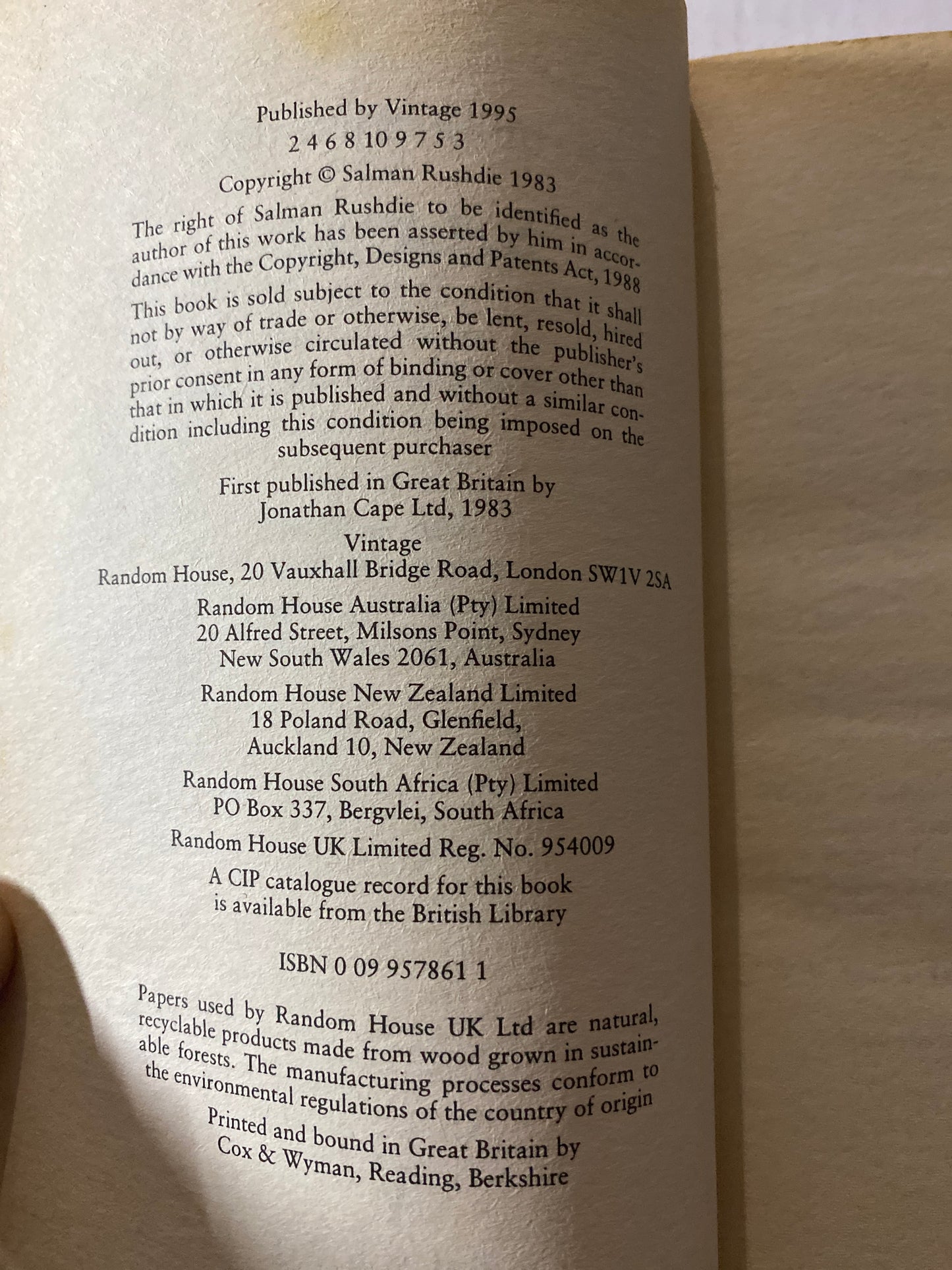 Shame By Salman Rushdie  ISBN: 9780099578611