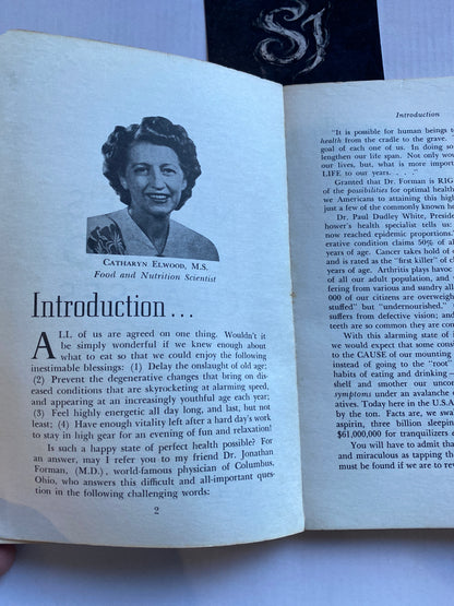 Vintage 1975 Nature's Healing Grasses - H. E. Kirschner, M.D. (Paperback)
