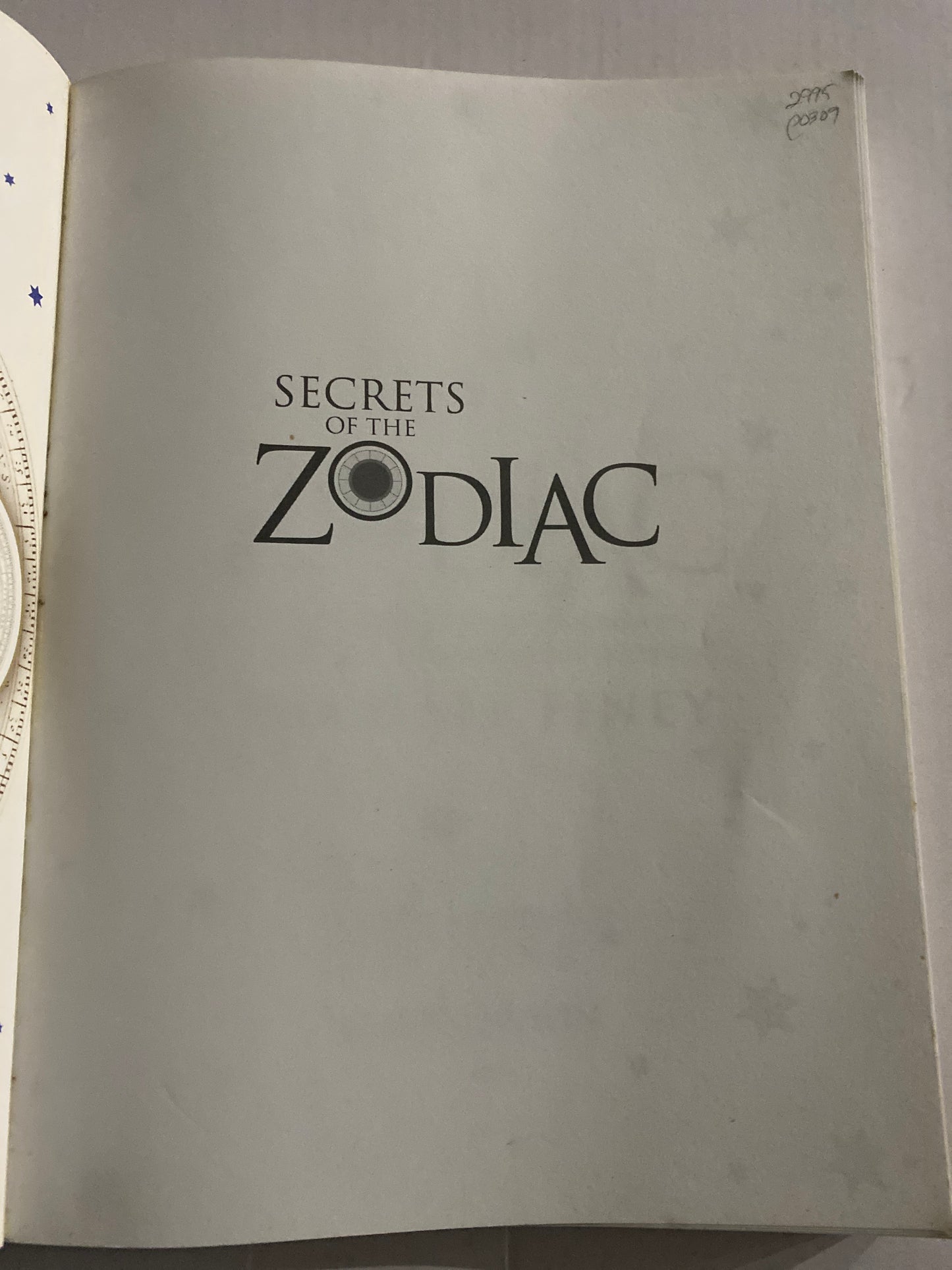 Secrets of the Zodiac (2009) — Michele Finey ISBN 9781741757446