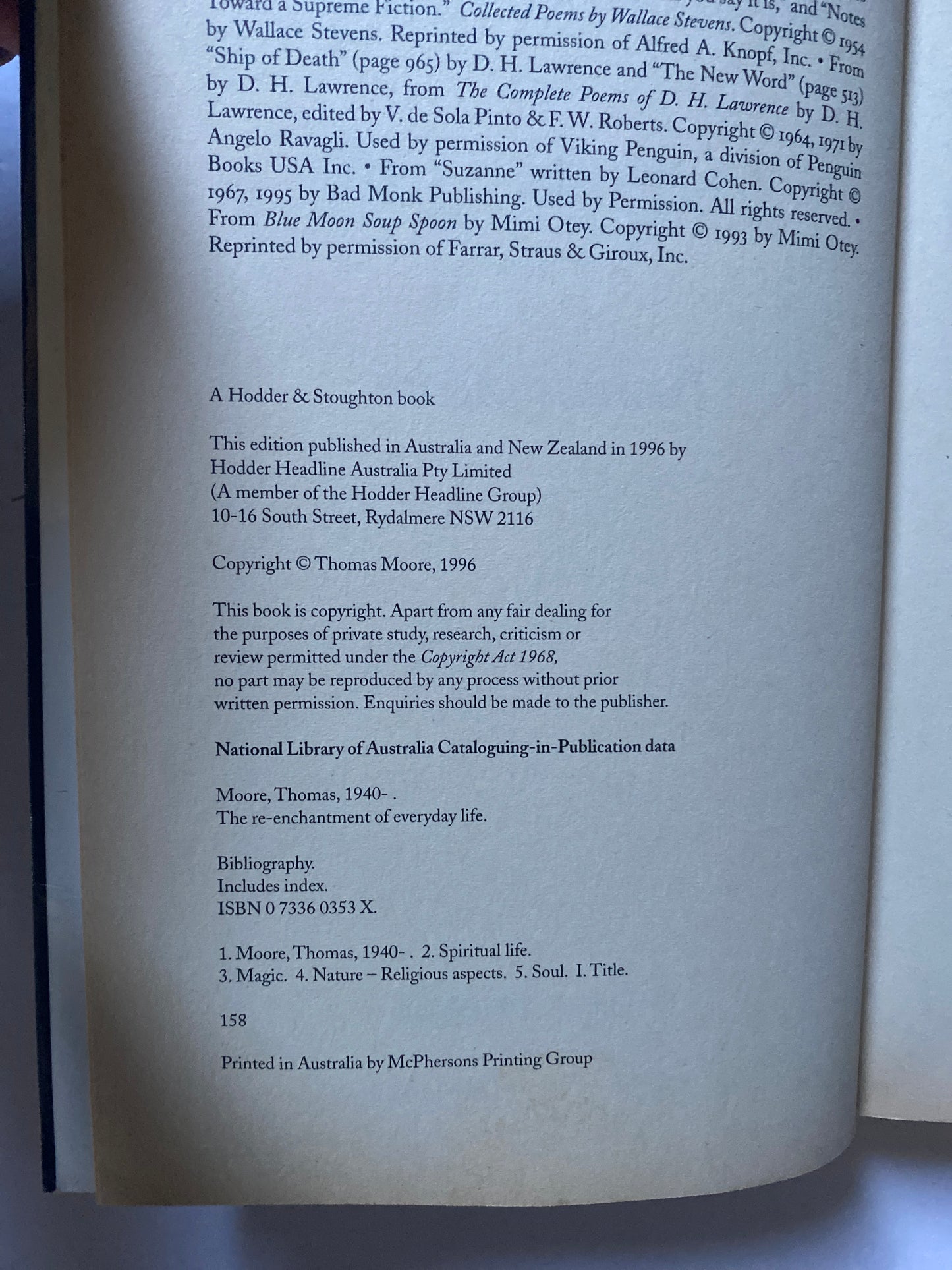 Re-Enchantment of Everyday Life by Thomas Moore