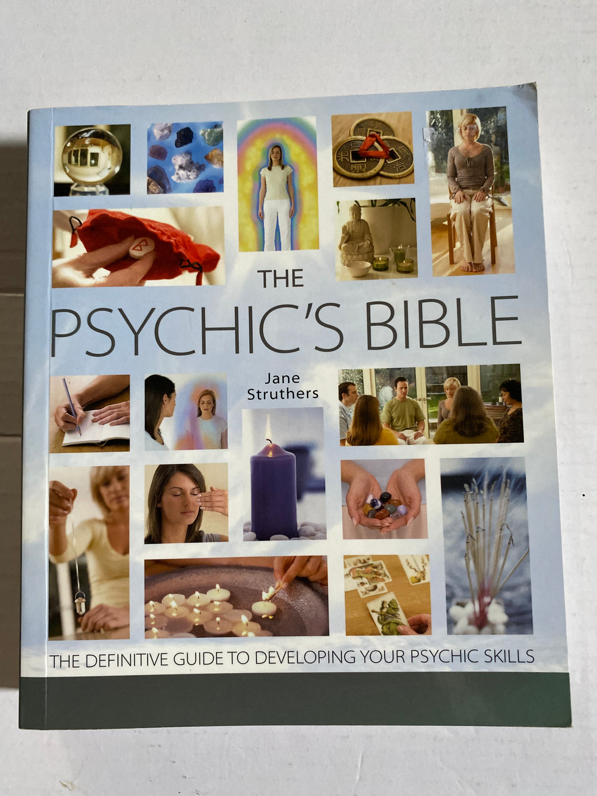 The Psychic Bible by Jane Struthers