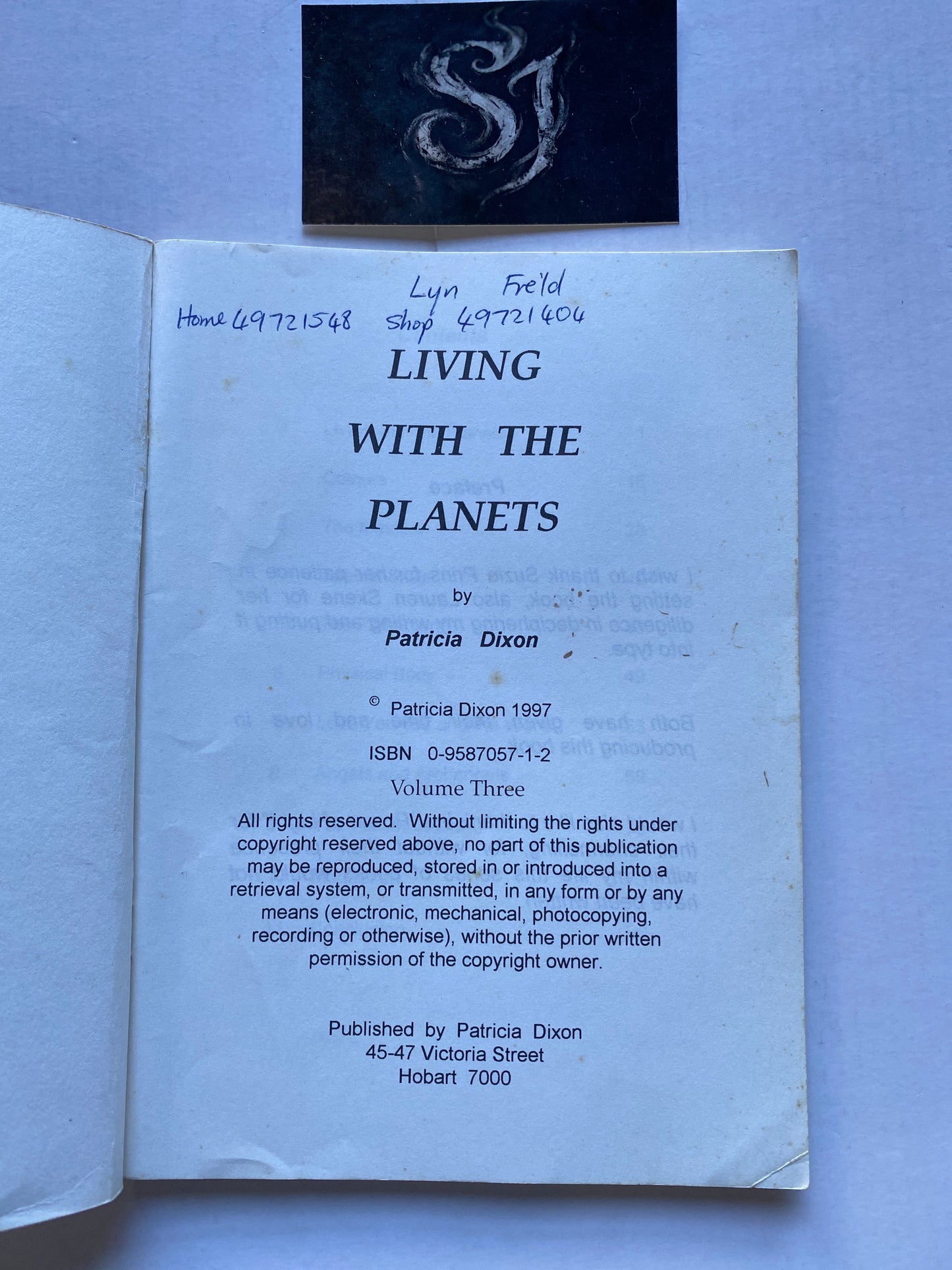Living with the Planets by Patricia Dixon Rare Australian New Age Astrology Guide
