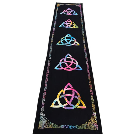 Triquetra Tie Dye Table Runner – 38 × 175 cm